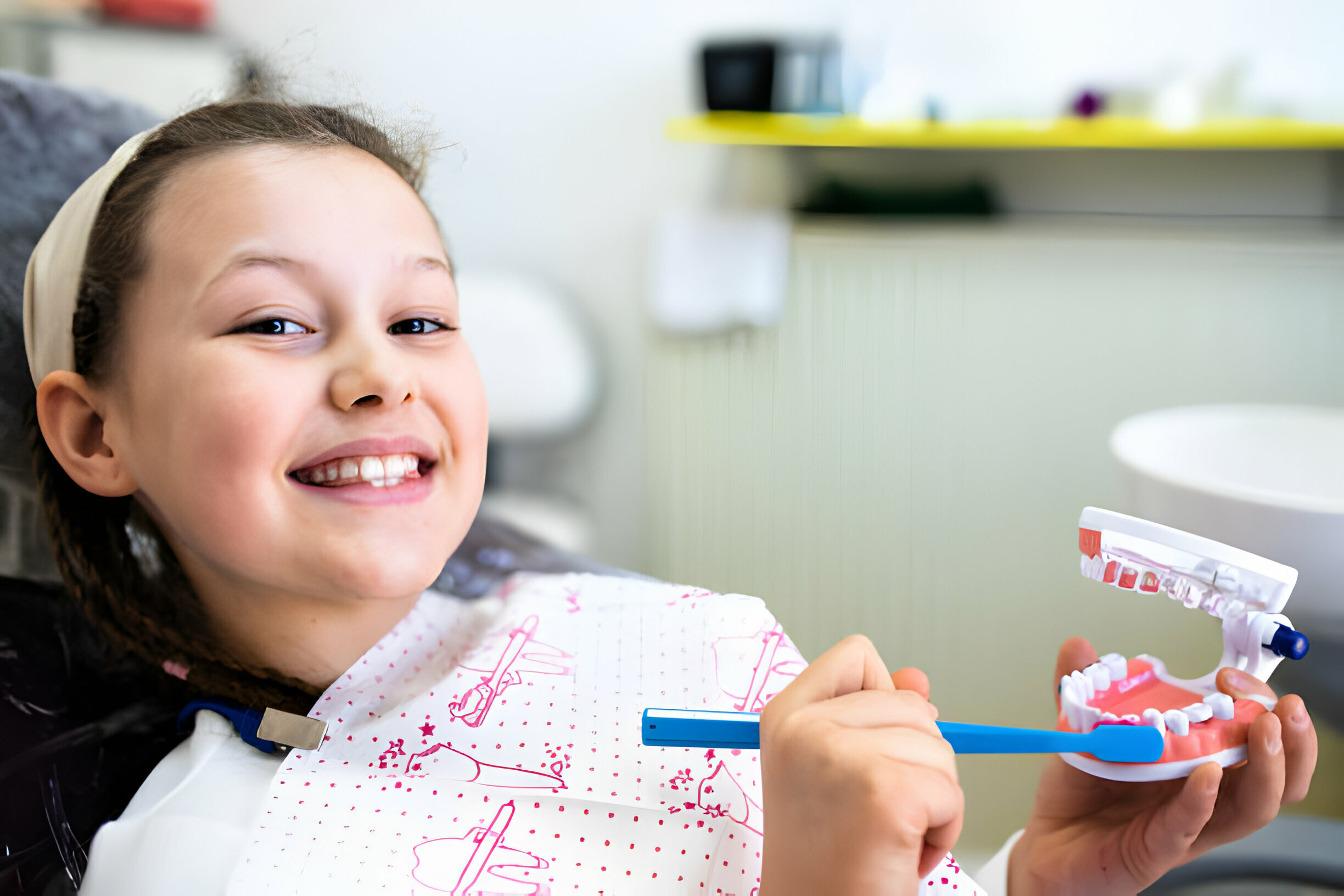 Bright Smiles, Happy Kids: Choosing the Right Center of Pediatric Dentistry_2