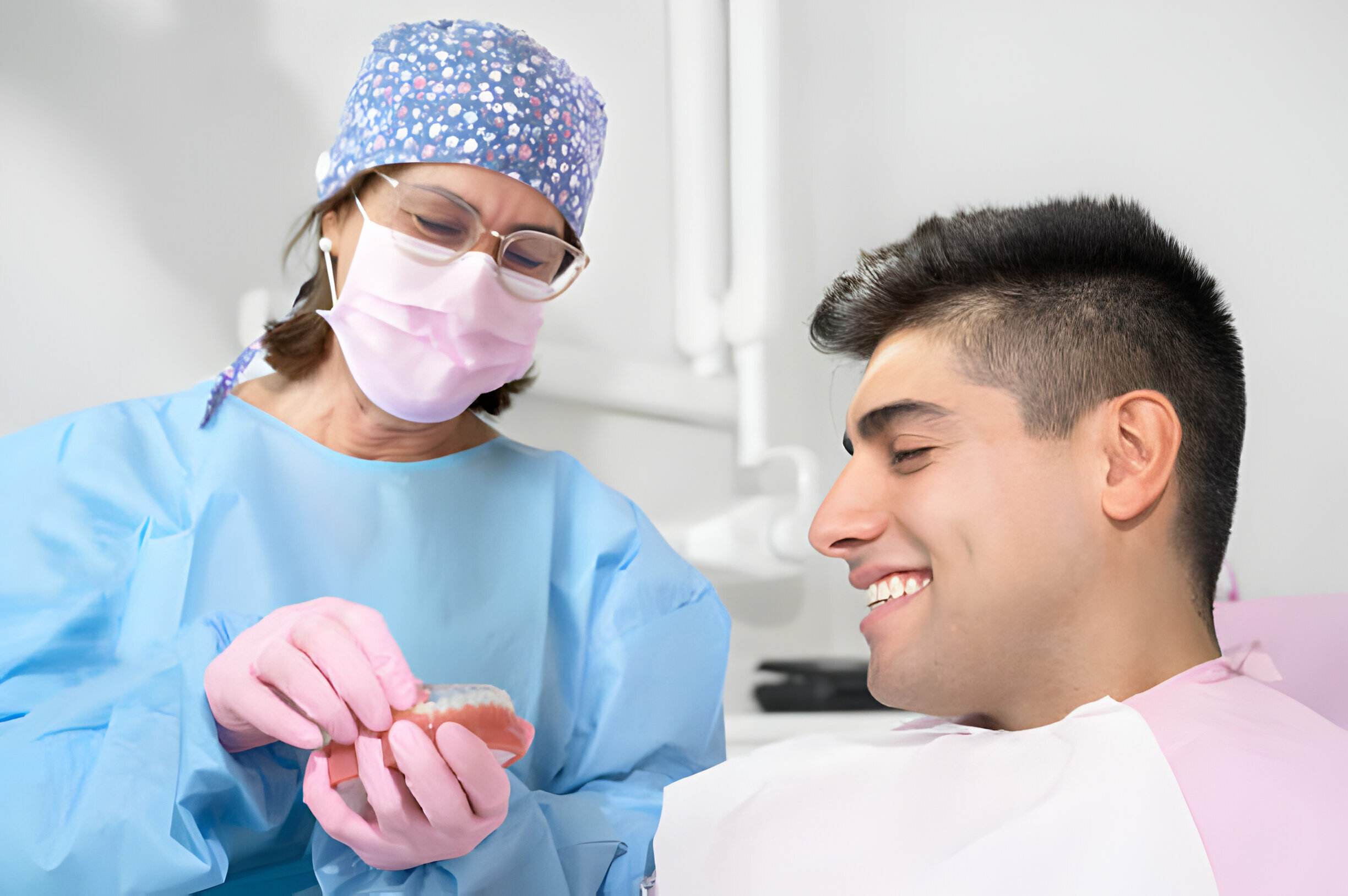 How To Choose The Right Cosmetic Dentistry In Kansas City, MO_2