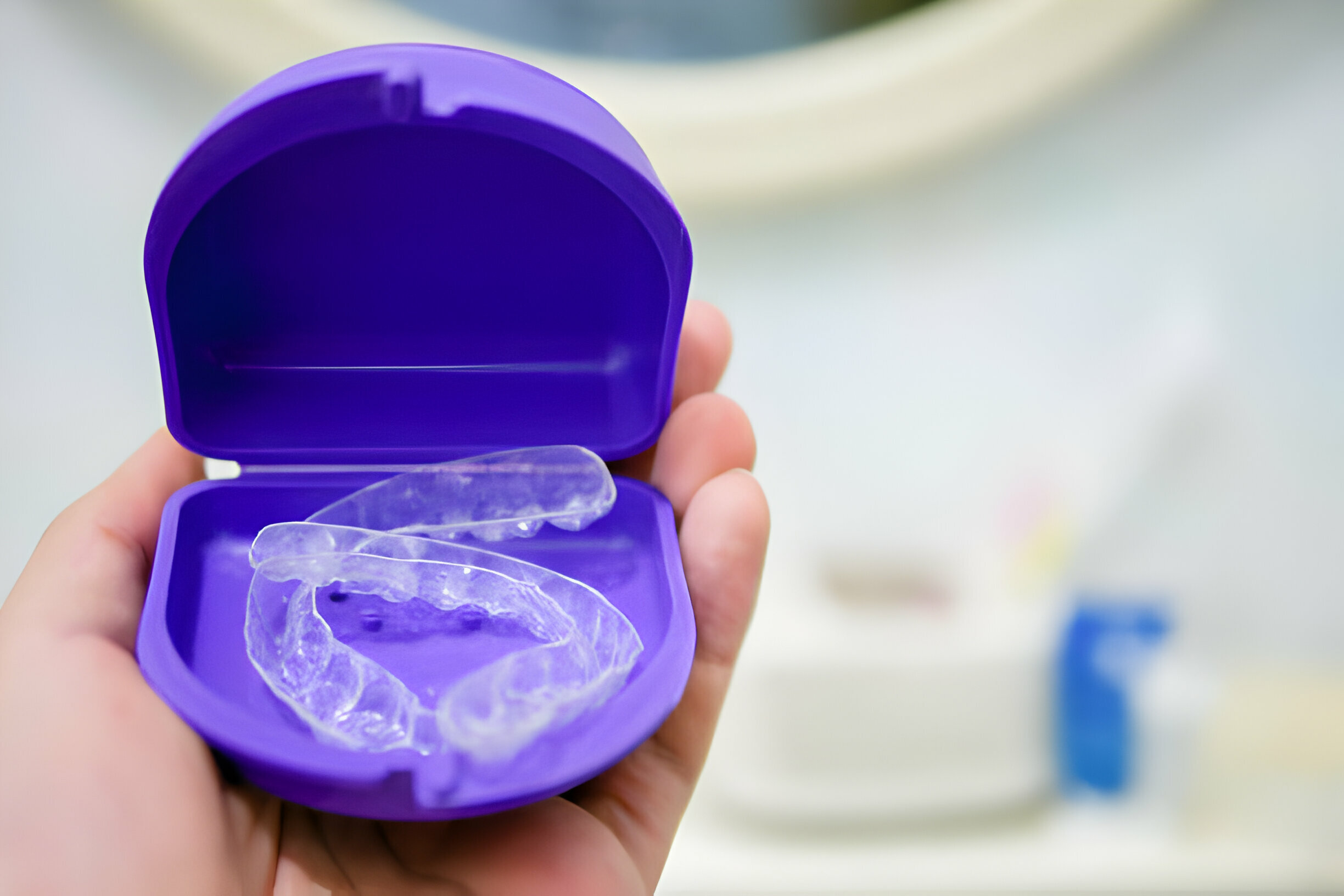 10 Invisalign Hacks You Didn’t Know You Needed_1